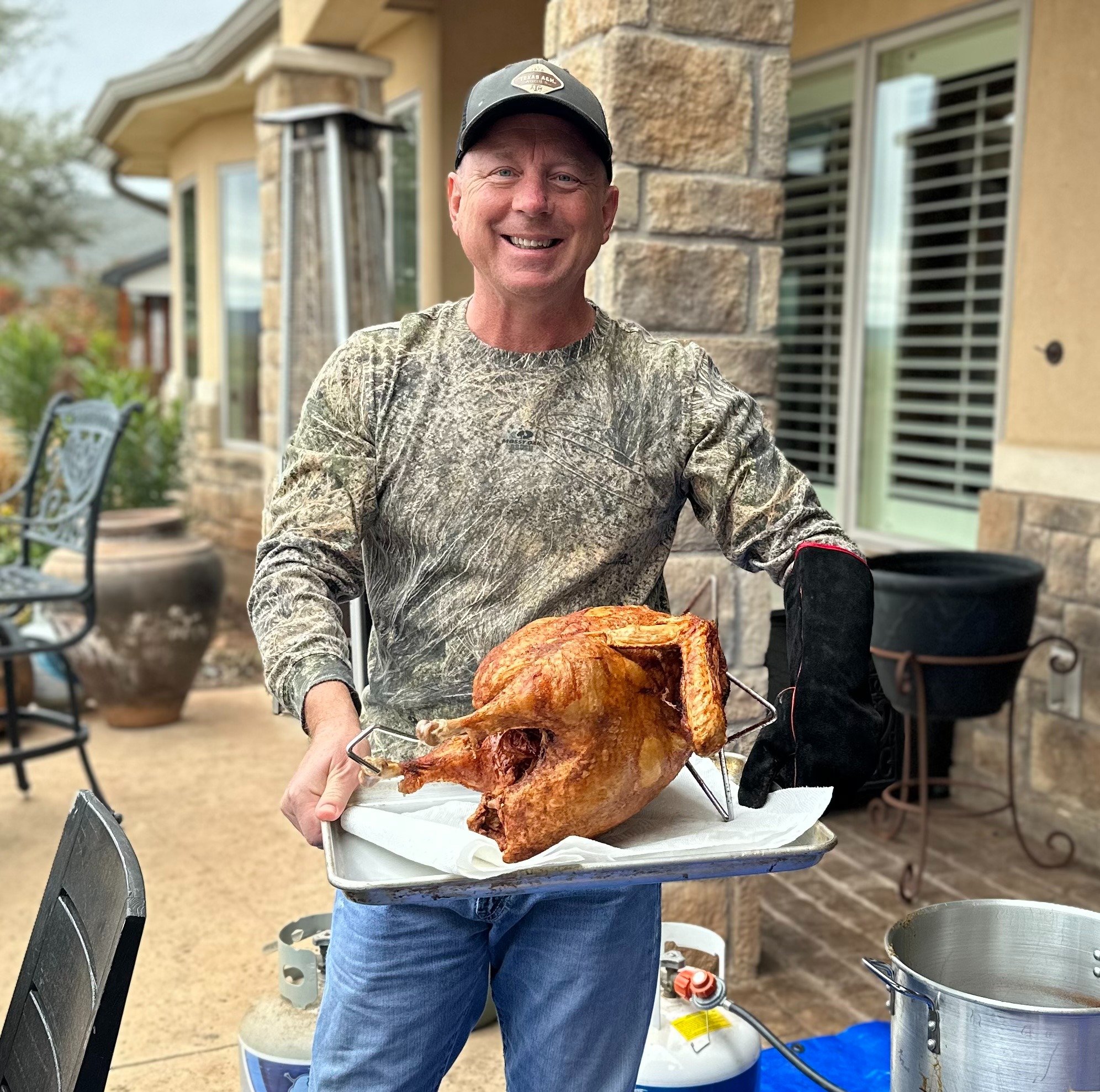 7 Simple Steps to Cook the Best Fried Turkey - Paul Lovelace